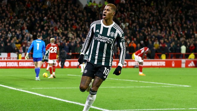 Paris Saint-Germain (PSG) dilaporkan memasukkan nama bintang Manchester United, Marcus Rashford sebagai pengganti Kylian Mbappe.