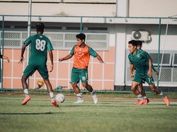 Liga 1: Paul Munster Menanti Hadirnya Toni Firmansyah