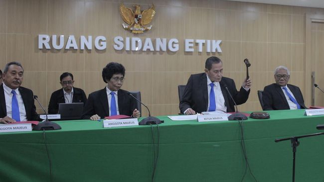 Eks Kamtib & Karutan KPK Jalani Sidang Etik Kasus Pungli Hari Ini