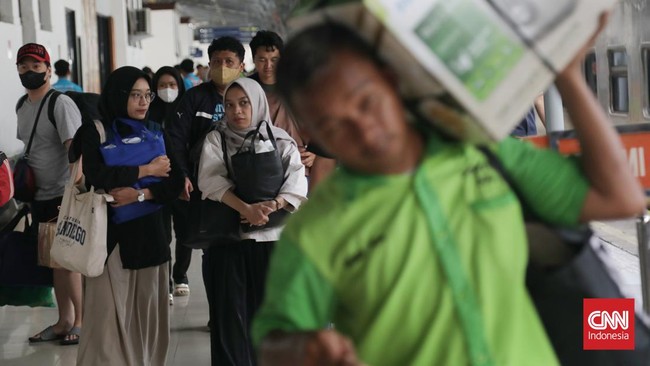 KAI mencatat tingkat okupansi KA Blambangan Ekspres meningkat setelah relasi diperpanjang dari Semarang Tawang-Ketapang menjadi Pasarsenen-Ketapang.