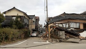 RI Imbau WNI Waspada Gempa Susulan, Peringatan Tsunami Belum Dicabut