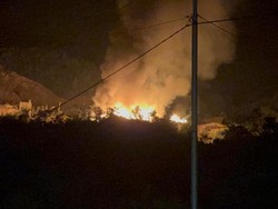 Kantor Dinas PU Dogiyai Hangus Terbakar di Malam Tahun Baru, Polisi Selidiki