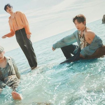 Lirik Lagu Baila Conmigo - ONEUS