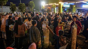 FOTO: Panik di RSUD Sumedang hingga Rumah usai Diguncang Gempa