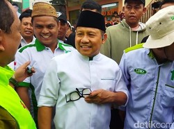 Cak Imin Dengar Keluhan Nelayan Kali Adem Jakut, Janjikan BBM Gratis