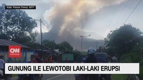 VIDEO: Gunung Ile Lewotobi Laki Laki Erupsi