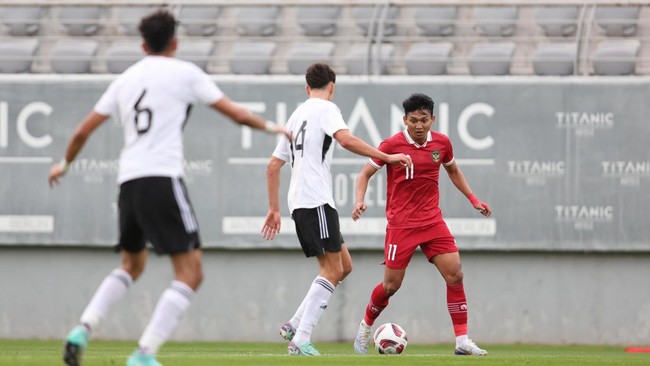 Kekecewaan menjadi nada utama komentar netizen usai melihat Timnas Indonesia hancur lebur dilumat Libya.