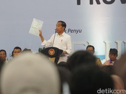 Jokowi Minta Presiden Baru Lanjutkan Target 126 Juta Sertifikat Tanah