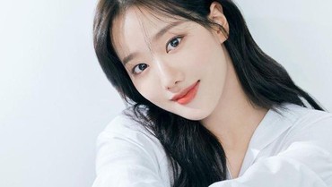 img-title Lee Naeun Diduga Kencan dengan Pemain PSG Lee Kang In, Ini Kata Agensi