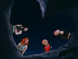 Lirik Lagu Mr. Vampire - ITZY