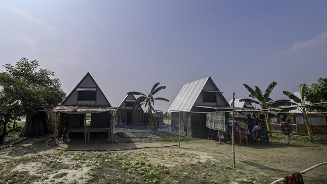 FOTO: Khudi Bari, Rumah Mungil Tahan Banjir di Bangladesh
