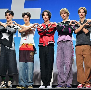 Lirik Lagu One Kiss - RIIZE