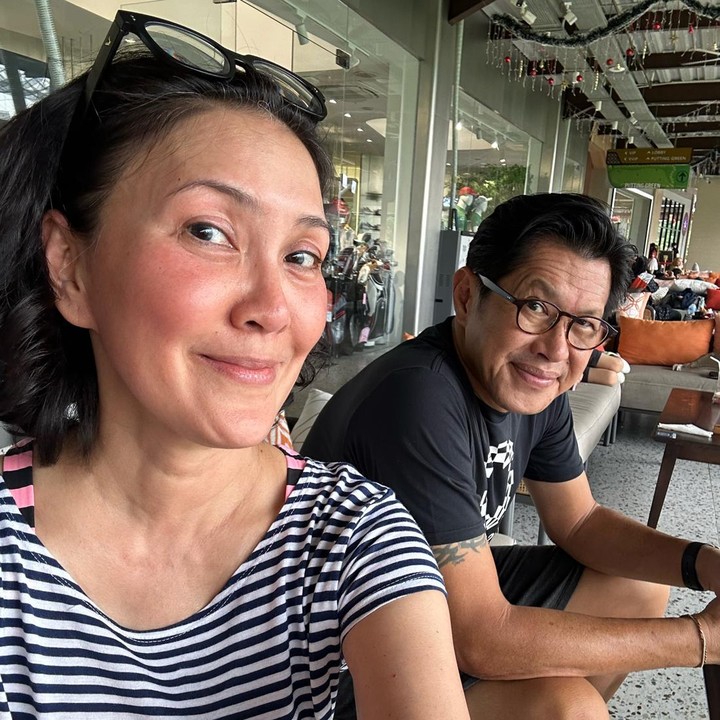 <p>Ruth Ludwina Rebecca atau yang akrab dikenal sebagai Becky Tumewu merupakan salah satu MC, presenter, juga penyiar radio ternama di Tanah Air, Bunda. (Foto: Instagram @becktum)<br /><br /><br /></p>