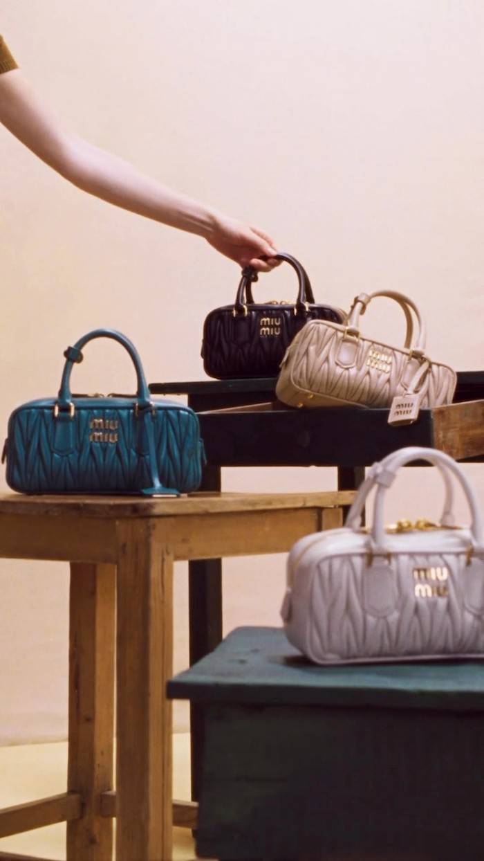 7 Tas Branded "Menggiurkan" agar Gayamu Fashionable di 2024