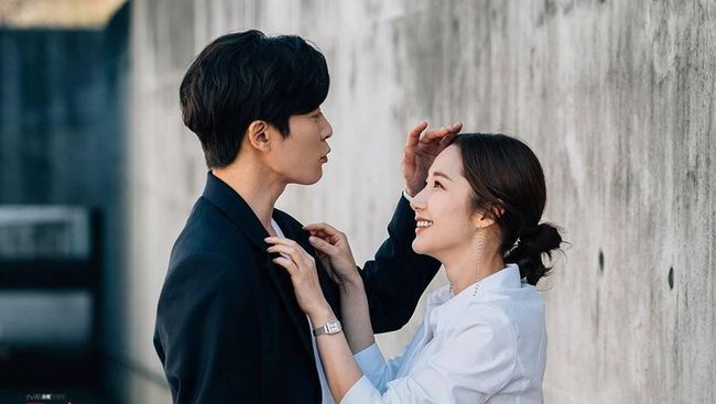 Bisa Nonton di Netflix dan Dapat Rating Tinggi, Ini 5 Drakor Romantis yang Berawal dari Hubungan Palsu