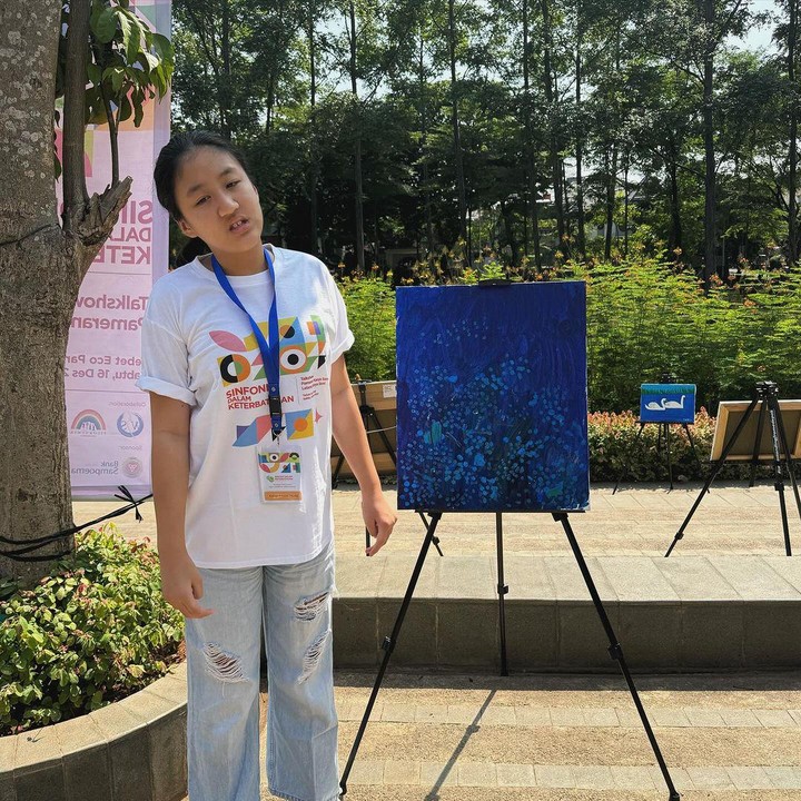 <p>Sebelumnya, Agatha juga bercerita jika putri tercinta akan ikut pameran. Kahlia membuat empat lukisan yang indah. "Duuhh.. perasaan mama campuraduk sekali liat lukisan Kahlia," tulis Agatha. Kita doakan semoga Kahlia sehat selalu ya, Bunda.</p>