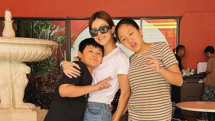 Kahlia Anak Agatha Suci