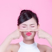 Kupas Tuntas Masalah Komedo dan Cara Membasminya!