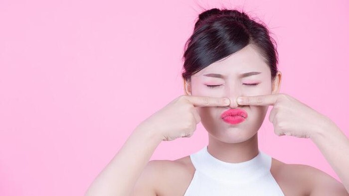 Kupas Tuntas Masalah Komedo dan Cara Membasminya!