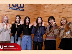 Lirik Lagu Biscuit - Purple Kiss