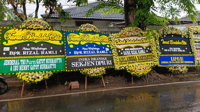 Dimakamkan Besok, Begini Suasana Rumah Duka Rizal Ramli Kini