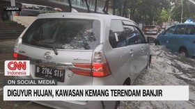 VIDEO: Diguyur Hujan, Kawasan Kemang Terendam Banjir
