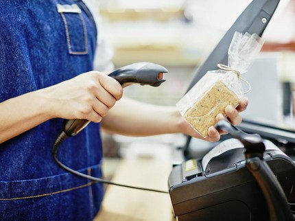Kisah Kasir Minimarket Viral Jago Bahasa Jepang, Belajar Otodidak dari Anime