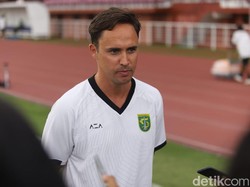 Alasan Paul Munster Gabung Persebaya: Klub Besar