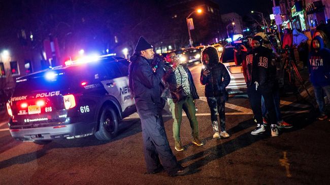 Teror Menyelimuti Masjid di New York: Detik-detik Penembakan Maut Imam!