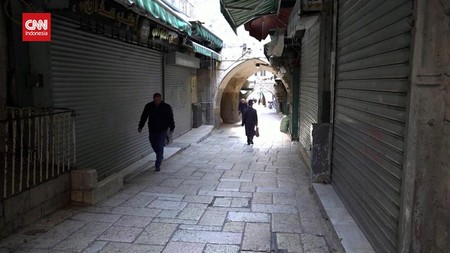 VIDEO: Saleh Al Arouri Terbunuh, Warga Palestina Gelar Aksi Mogok