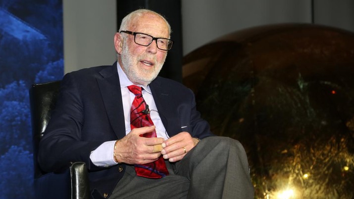 NEW YORK, NY - MARCH 14: Jim Simons attends IAS Einstein Gala honoring Jim Simons at Pier 60 at Chelsea Piers on March 14, 2019 in New York City. (Photo by Sylvain Gaboury/Patrick McMullan via Getty Images)