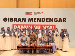 Forum Pengasuh Majelis Taklim Se-Jateng Dukung Prabowo-Gibran