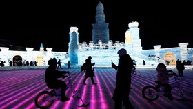 FOTO: Kota Es Harbin China dan Lonjakan Turis Saat Libur Tahun Baru
