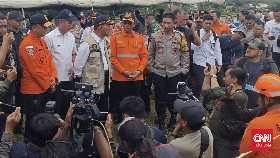 Muhadjir Effendy Datangi Lokasi Tabrakan Kereta di Cicalengka