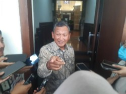 Menteri ESDM Sebut Bahlil Cabut 2.051 Izin Tambang, 585 Dibatalkan
