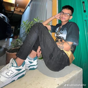 Profil Orang Tua Satria Cogil, Ibu Eks Model dan Ayah Eks Jenderal Polisi