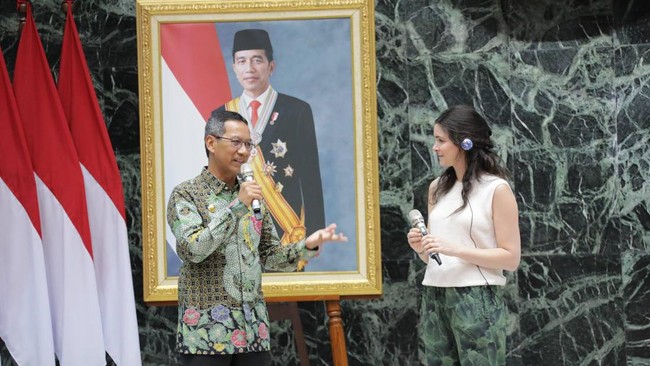 Heru Budi mengatakan bahwa perpindahan ibu kota negara ke Nusantara menciptakan momentum penting bagi Jakarta untuk mengembangkan diri sebagai kota bisnis.