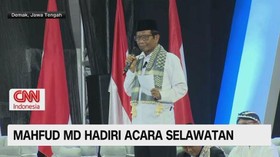 VIDEO: Mahfud MD Hadiri Acara Selawatan