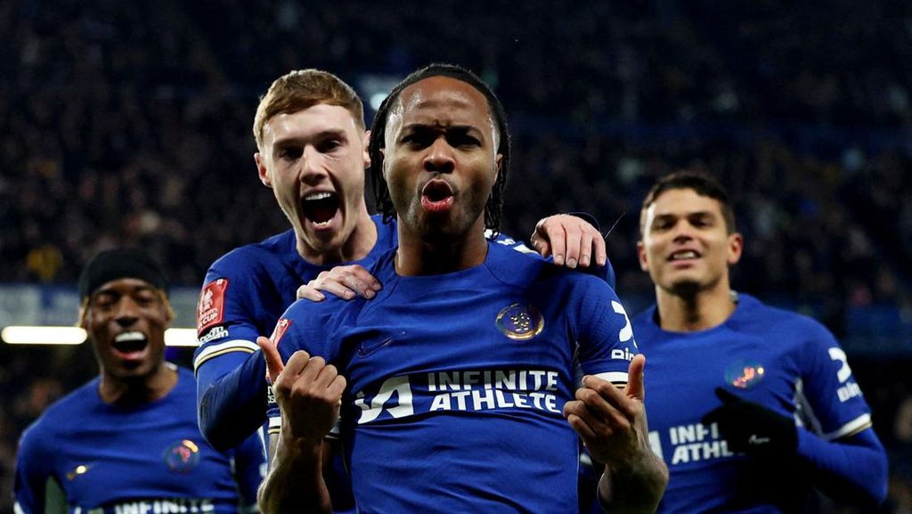 Raheem Sterling Resmi Tinggalkan Chelsea