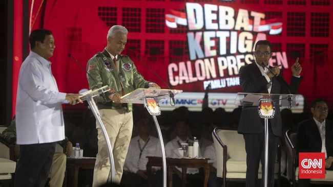 TKN Nusron Wahid merespons penilaian Ganjar dan Anies terkait kinerja Kemhan di bawah Prabowo yang dinilai buruk saat debat Pilpres 2024.