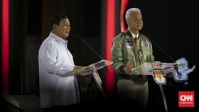 Prabowo ke Ganjar: Bung Karno Pakai Alat Bekas saat Hadapi Irian Barat
