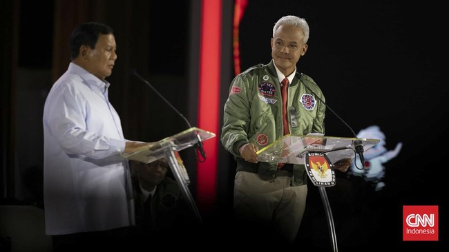 Ganjar membeberkan data dari institusi penelitian luar negeri saat melemparkan pertanyaan soal pertahanan ke Prabowo di debat Pilpres 2024.