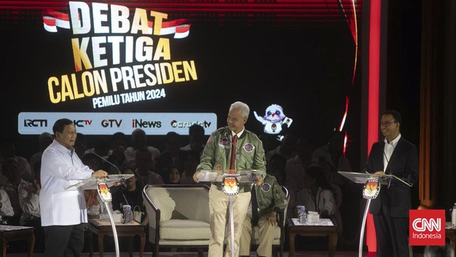 Suara warga NU dinilai bisa jadi game changer dalam Pilpres 2024, sementara isu keberpihakan PBNU mulai mencuat.