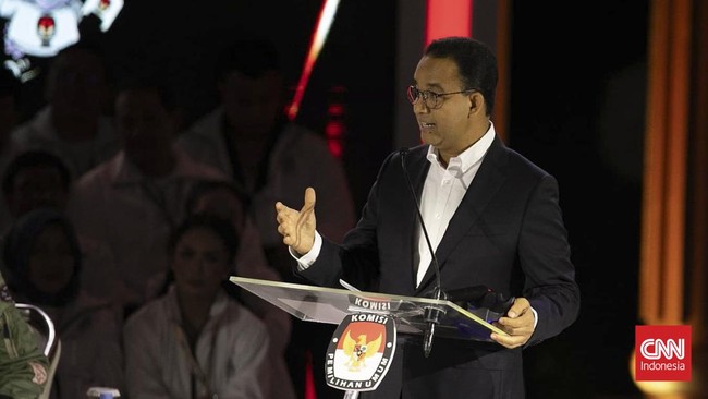 Anies Baswedan meminta capres nomor urut 2 Prabowo Subianto mengungkap data yang ia miliki jika memang data paslon lain dinilai salah.