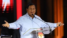 Klarifikasi Prabowo Soal Alutsista Bekas yang Diserang Anies & Ganjar