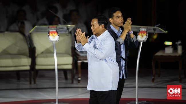 Dalam survei terbaru Indikator Politik, pemilih Islam ke Prabowo-Gibran 46 persen. Sementara ke Anies-Cak Imin 28 persen dan ke Ganjar-Mahfud 20,1 persen.
