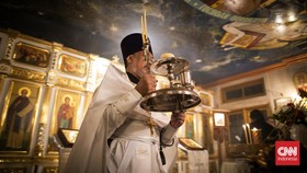 FOTO: Damai Ibadah Natal di Gereja Ortodoks St Thomas Jakarta