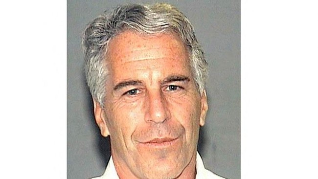 Dokumen gugatan Jeffrey Epstein, terpidana pedofil yang meninggal di penjara, mengungkap sederet nama terkait pengusaha itu.