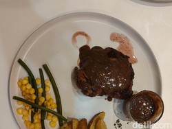 Santap Steak di Warung Garut Ini, Harga Murah-Rasa Mewah