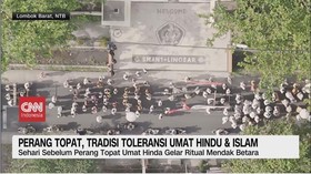 VIDEO: Perang Topat, Tradisi Toleransi Umat Hindu & Islam